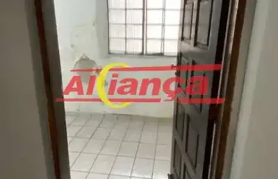 Casa com 1 dormitório para alugar, 60 m² - jardim adriana - guarulhos/sp  por  1.300,00