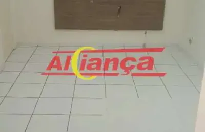 Sala com 24m² com cozinha e 1 banheiro , no centro de guarulhos - por r$ 1.200,00
