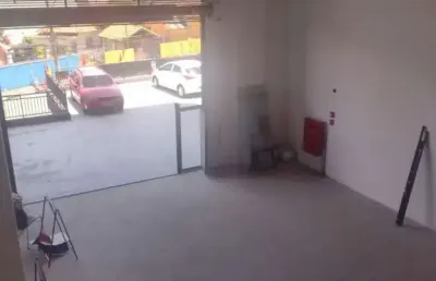 Lindo salão com mezanino e 250m² e uma ótima localização