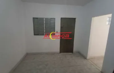 Casa com 1 quarto para alugar e 1 banheiro,  40m² - jd santa emilia - guarulhos/sp - por r$1.000,00