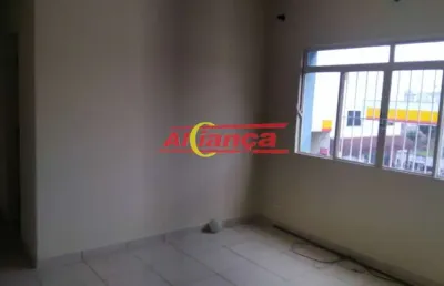 Apartamento para alugar, com 2 quartos, cocaia, por r$ 1.800,00