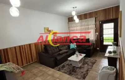 Casa térrea para alugar 3 quartos, sendo 2 suítes e 5 vagas 240m², vila galvão-guarulhos r$ 6.000,00
