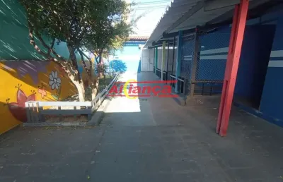 Casa comercial para alugar com 4 salas, cozinha, quintal, jardim flor da montanha por r$: 3.300,00