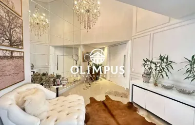 Belíssima casa, estilo sobrado, disponível para venda em uma excelente localização.