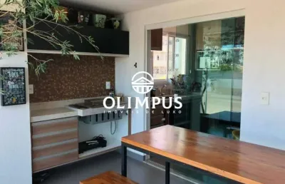 Belíssimo apartamento em uma excelente localização.
