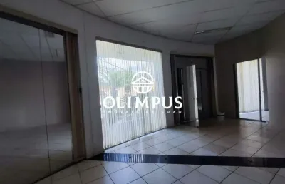 Excelente prédio comercial com área de 900m² no bairro brasil.