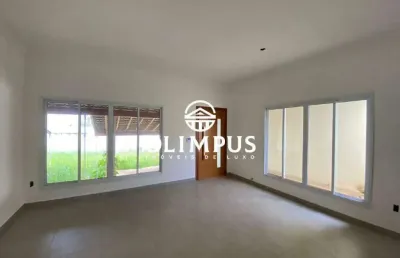 Bela casa de 270m² com excelente localização em uberlândia.