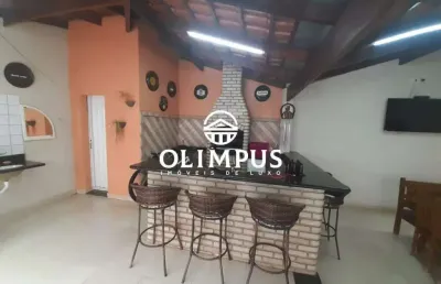 Casa em ótima localização com 180m² de área construída, 2 quartos, 1 suite - uberlândia/mg