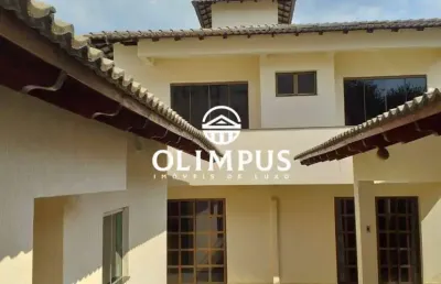 Casa com 5 quartos à venda na Cidade Jardim, Uberlândia 