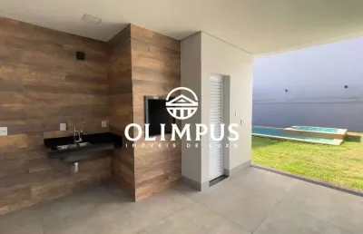 Casa com 3 quartos à venda na Cidade Jardim, Uberlândia 