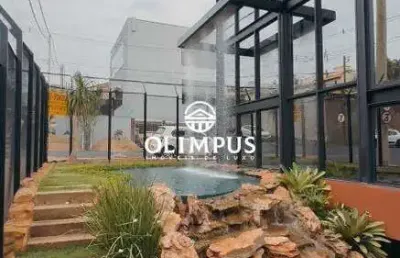Prédio comercial com 3 andares, área total de 735,00m², récem construído com projeto e execução da m sales construtora.