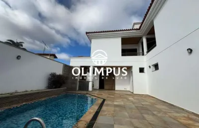 Casa com 3 quartos para alugar no Fundinho, Uberlândia 