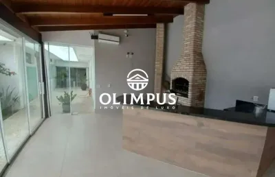 Casa com 4 quartos para alugar no Jardim Karaíba, Uberlândia 