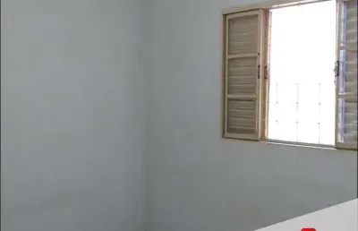Casa com 3 quartos à venda no Jardim Montecatini, Cambé 