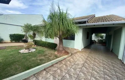 Casa com 3 quartos à venda na Rua das Tipuanas, 1511, Conjunto Habitacional Inocente Vila Nova Júnior, Maringá