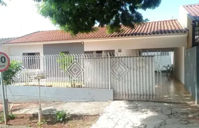 Casa com 2 quartos à venda na Rua Barcelona II, 290, Loteamento Madrid, Maringá