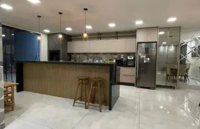 Casa com 4 quartos à venda na Rua Caracas, 943, Vila Morangueira, Maringá