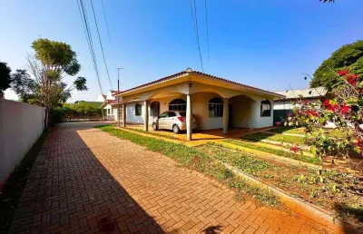 Casa com 3 quartos à venda na Rua Francisco Corrêa de Campos, 78, Vila Santo Antônio, Maringá
