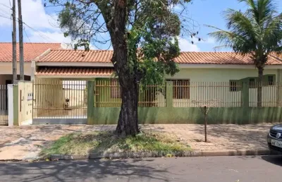 Casa com 5 quartos à venda na Rua Inhaúma, 403, Zona 03, Maringá