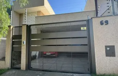Casa com 3 quartos à venda na Rua Dalila da Silva Rios, 69, Jardim Oriental, Maringá