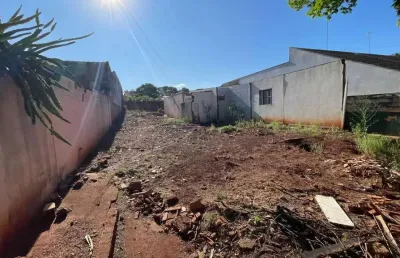 Terreno à venda na Rua Chile, 683, Jardim Alvorada, Maringá