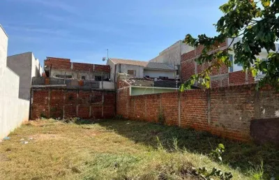 Terreno à venda na Rua Julio Otoni, 79, Jardim Paulista III, Maringá