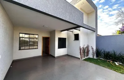 Casa com 3 quartos à venda na Rua Francisco Dias de Aro, 993, Conjunto Habitacional Requião, Maringá