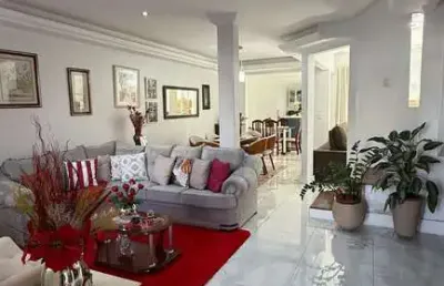 Casa com 3 quartos à venda na Rua Enrico Bruno Pardini Zamponi, 30, Parque da Gávea, Maringá