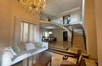 Casa com 4 quartos à venda na Rua Cerqueira Cézar, 18, Zona 04, Maringá