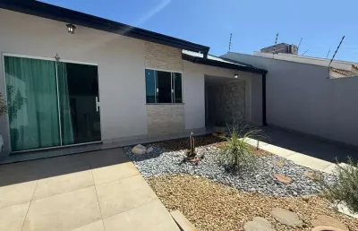 Casa com 3 quartos à venda na Rua Pioneiro Benedito Justino, 328, Jardim Paraíso, Maringá