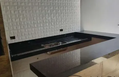 Excelente casa no centro de paiçandu. 3 quartos + 3 wcs