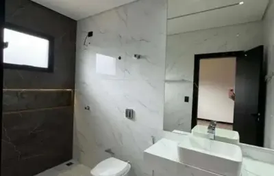 ?✨  oportunidade imperdível: casa térrea de esquina à venda com amplo espaço! ✨?
