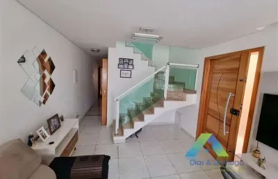 Oportunidade dois sobrados 160m², 2 vagas ótima localização e valor !!!