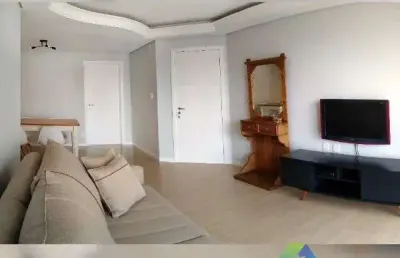 Lindo apartamento recém reformado no ipiranga ao lado do metrô.