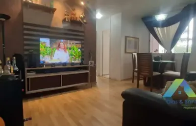 Apartamento com 70m² em localização privilegiada na área nobre e plana da vila das mercês.