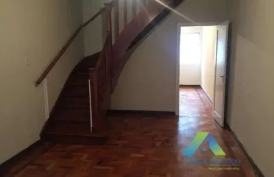 Excelente sobrado a 5 minutos da estação do metro ana rosa com 3 dormitórios, 3 vagas de garagem proximo a principais comércios, avenidas de são paulo