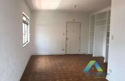 Apartamento a 10 minutos do parque da aclimação, com 107 metros, 3 dormitórios sendo 1 suíte, 2 vagas com fácil acesso a comercios  principais avenida