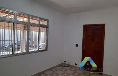 Excelente casa com 160 metros, 3 dormitórios, 2 vagas quintal com ótima localização e valor !
