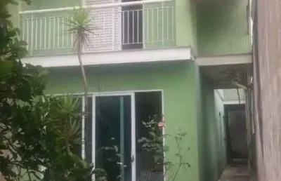 São bernardo do campo excelente sobrado 329 metros, 3 dormitórios, 2 vagas, quintal excelente localização e valor !!!