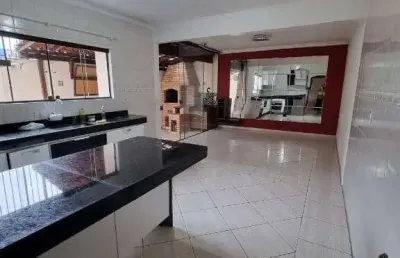 Jardim do mar lindo sobrado 175 metros, 3 dormitórios, espaço gourmet, 2 vagas com ótima localização e valor !!!