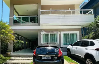 Casa com 4 suítes em condomínio na cascata do imbuí - teresópolis/rj.