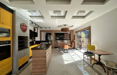 Cobertura duplex com 3 quartos sendo 1 suíte, 298 m² em agriões - teresópolis/rj.