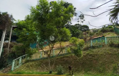 Terreno aclive para venda, 594 m² em albuquerque - teresópolis/rj.