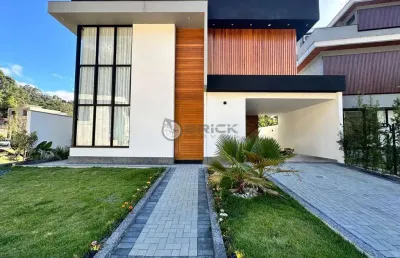 Casa para venda com 4 quartos sendo 1 suíte, 165.79 m² na posse - teresópolis/rj.