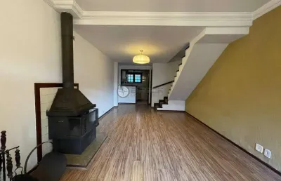 Casa para venda com 2 suítes, 93.14 m² em quebra frascos - teresópolis/rj.