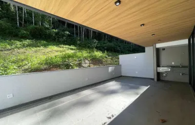 Apartamento para venda com 3 quartos sendo 1 suíte, 111 m² no alto - teresópolis/rj.