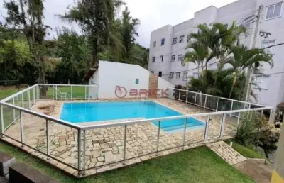 Apartamento com 2 quartos no bom retiro - teresópolis/rj.