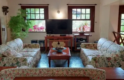 Casa com 5 quartos à venda na Estrada Antônio Carvalho Ventura, 100, Albuquerque, Teresópolis