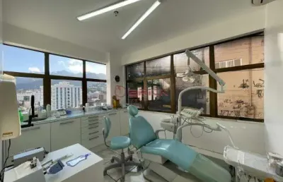 Sala comercial com 65 m² no centro, teresópolis/rj.
