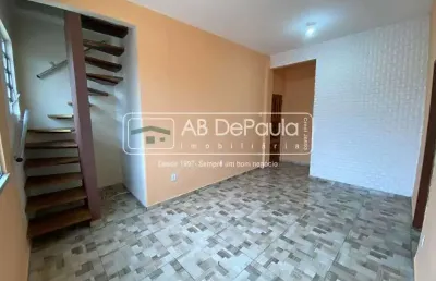 Apartamento com 2 quartos para alugar na rua josé valente de lima, realengo, rio de janeiro, 136 m2 por r$ 1.400
